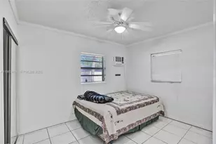 2158 NW 100th St, Miami, FL 33147 - Photo 25
