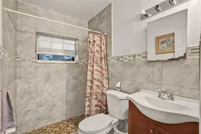 2158 NW 100th St, Miami, FL 33147 - Photo 23