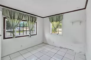 2158 NW 100th St, Miami, FL 33147 - Photo 13