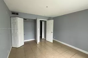 4251 NW 5th St, Plantation, FL 33317 - Photo 11