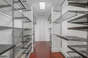 2000 Brickell Ave, Miami, FL 33129 - Photo 15