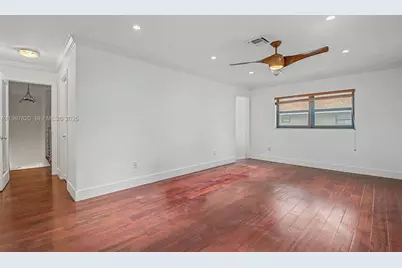 2000 Brickell Ave #2004, Miami, FL 33129 - Photo 11