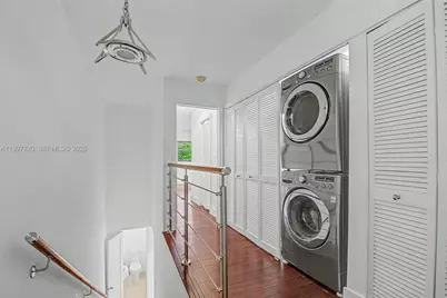 2000 Brickell Ave #2004, Miami, FL 33129 - Photo 21