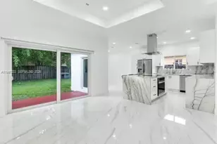 4127 NE 30th St, Homestead, FL 33033 - Photo 11