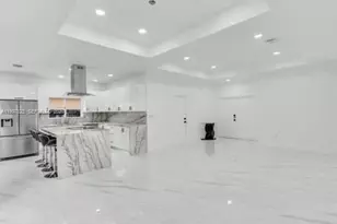 4127 NE 30th St, Homestead, FL 33033 - Photo 13