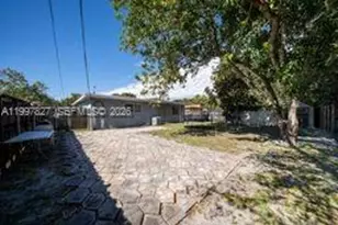 13645 NW 3rd Ave, North Miami, FL 33168 - Photo 19