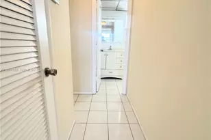 8200 Sunrise Lakes Blvd, Sunrise, FL 33322 - Photo 3