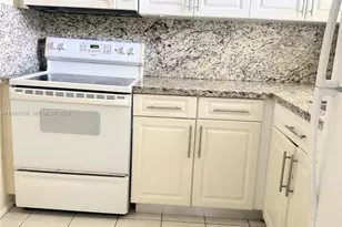 8200 Sunrise Lakes Blvd, Sunrise, FL 33322 - Photo 7