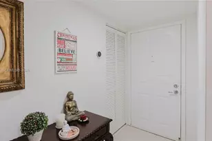 101 SW 96th Terrace, Plantation, FL 33324 - Photo 5