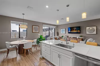 23218 SW 110th Ct, Homestead, FL 33032 - Photo 11