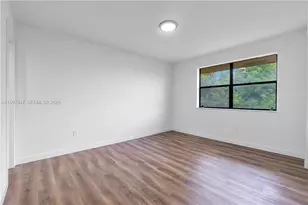 6690 W 26th Ct, Hialeah, FL 33016 - Photo 5
