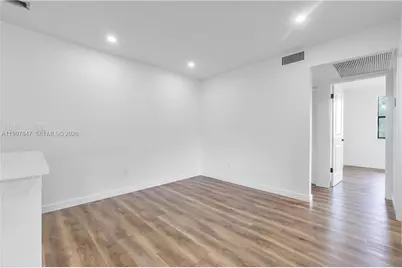 6690 W 26th Ct #23-16, Hialeah, FL 33016 - Photo 7