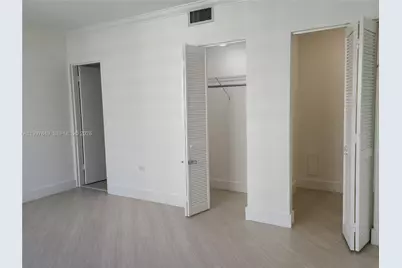 999 Brickell Bay Dr #1207, Miami, FL 33131 - Photo 7