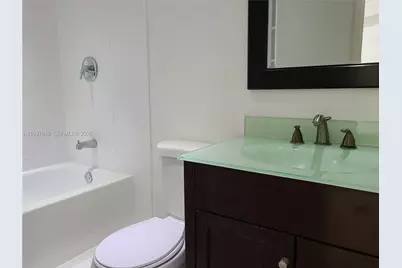 999 Brickell Bay Dr #1207, Miami, FL 33131 - Photo 9