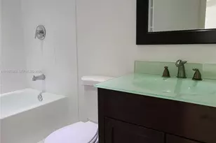 999 Brickell Bay Dr, Miami, FL 33131 - Photo 9