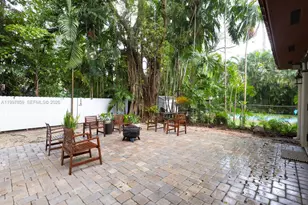 324 SW 30th Rd, Miami, FL 33129 - Photo 5