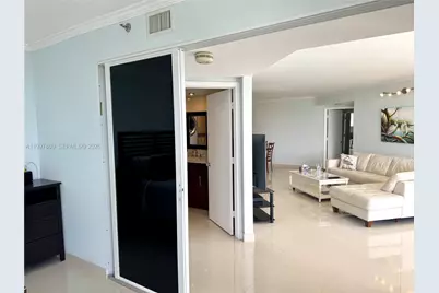 1000 Island Bl #710, Aventura, FL 33160 - Photo 17