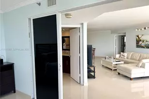 1000 Island Bl, Aventura, FL 33160 - Photo 17