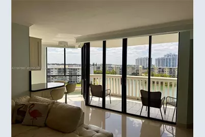 1000 Island Bl #710, Aventura, FL 33160 - Photo 3