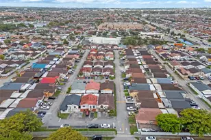 7001 W 35th Ave, Hialeah, FL 33018 - Photo 27