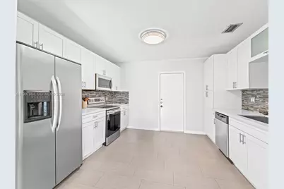 1432 NE 5th Ave, Fort Lauderdale, FL 33304 - Photo 11