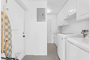 1432 NE 5th Ave, Fort Lauderdale, FL 33304 - Photo 47