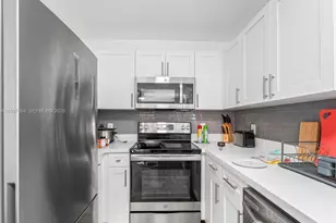 1432 NE 5th Ave, Fort Lauderdale, FL 33304 - Photo 31