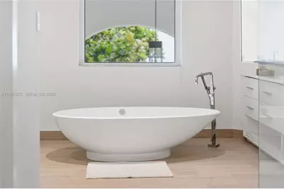 3752 NE 199 St, Aventura, FL 33180 - Photo 27