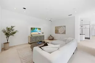 3752 NE 199th St, Aventura, FL 33180 - Photo 13