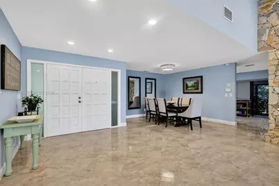 8860 SW 49th Ct, Cooper City, FL 33328 - Photo 13