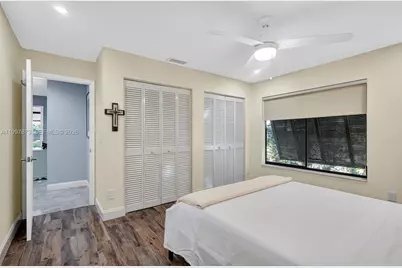 8860 SW 49th Ct, Cooper City, FL 33328 - Photo 35