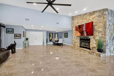 8860 SW 49th Ct, Cooper City, FL 33328 - Photo 11