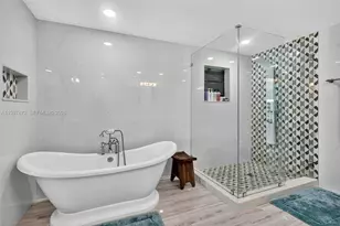 8860 SW 49th Ct, Cooper City, FL 33328 - Photo 23