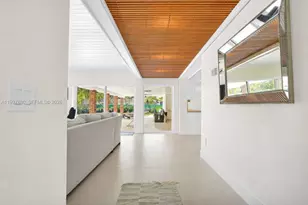 8300 SW 158th St, Palmetto Bay, FL 33157 - Photo 9