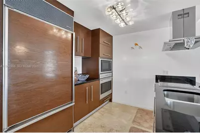 495 Brickell Ave #2807, Miami, FL 33131 - Photo 3