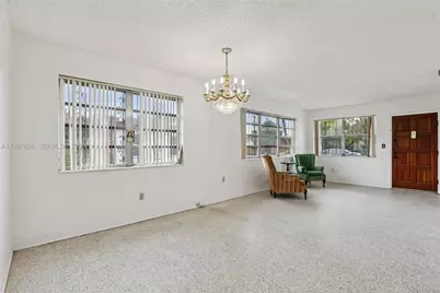 4756 SW 7th St, Miami, FL 33134 - Photo 7