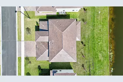 4390 SW 122nd Ter #4390, Davie, FL 33330 - Photo 17