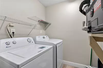 1652 NE 39th St, Oakland Park, FL 33334 - Photo 39