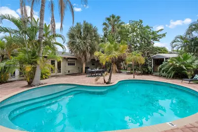 1652 NE 39th St, Oakland Park, FL 33334 - Photo 43