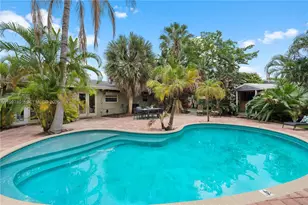 1652 NE 39th St, Oakland Park, FL 33334 - Photo 43