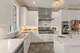 685 Harbor Ln, Key Biscayne, FL 33149 - Photo 5