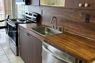 9340 W Flagler St, Miami, FL 33174 - Photo 7