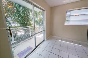 1610 NW N River Dr, Miami, FL 33125 - Photo 5