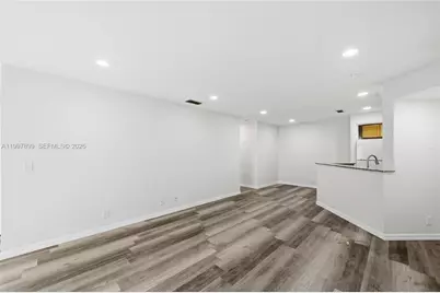 3310 N Pinewalk Dr N #1817, Margate, FL 33063 - Photo 13