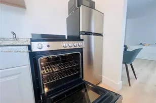 842 Meridian Ave, Miami Beach, FL 33139 - Photo 5