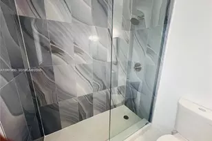 842 Meridian Ave, Miami Beach, FL 33139 - Photo 7