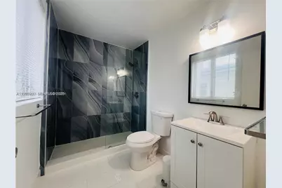 842 Meridian Ave #2G, Miami Beach, FL 33139 - Photo 3
