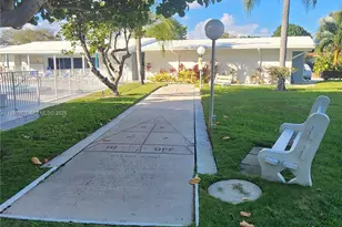 2170 NE 51st Ct, Fort Lauderdale, FL 33308 - Photo 21