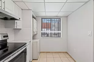 319 NW 109th Ave, Miami, FL 33172 - Photo 17