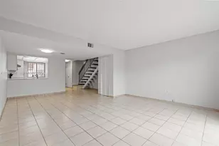 319 NW 109th Ave, Miami, FL 33172 - Photo 13